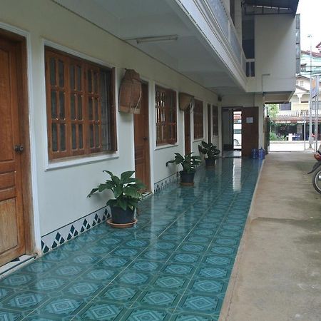 Nice Guesthouse Muang Phônsavan Zewnętrze zdjęcie